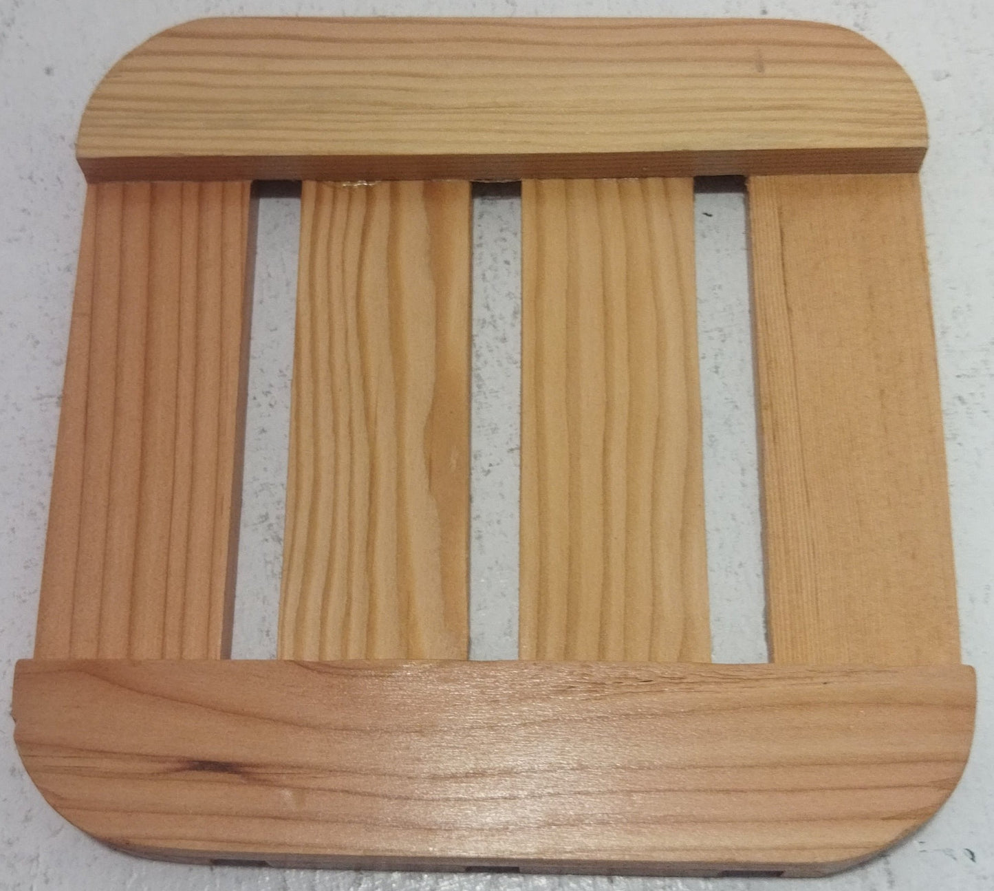 Wooden Trivet Rounded Edge